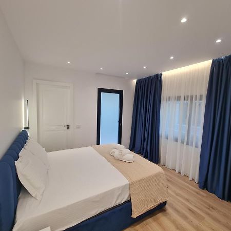 Am Luxury Apartment Tirana Exteriör bild