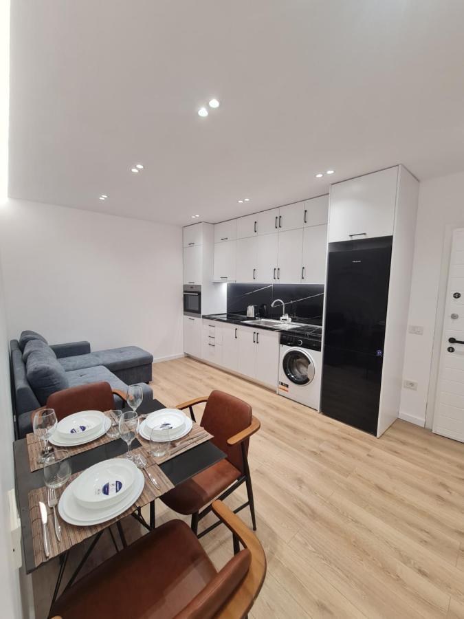 Am Luxury Apartment Tirana Exteriör bild
